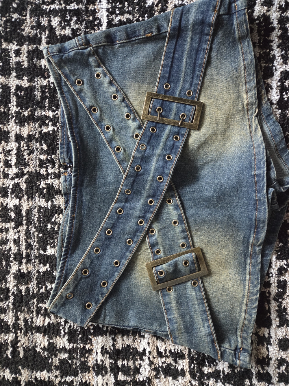 NWOT Jean Denim Grommet Crisscross Waist Belt Skort Skirt - Blue